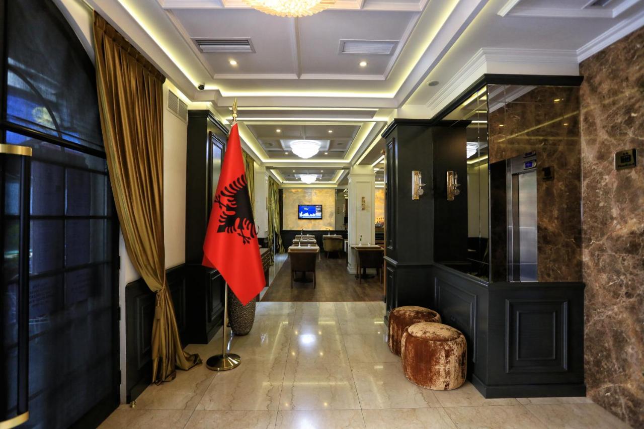 Eler Hotel Tirana Buitenkant foto