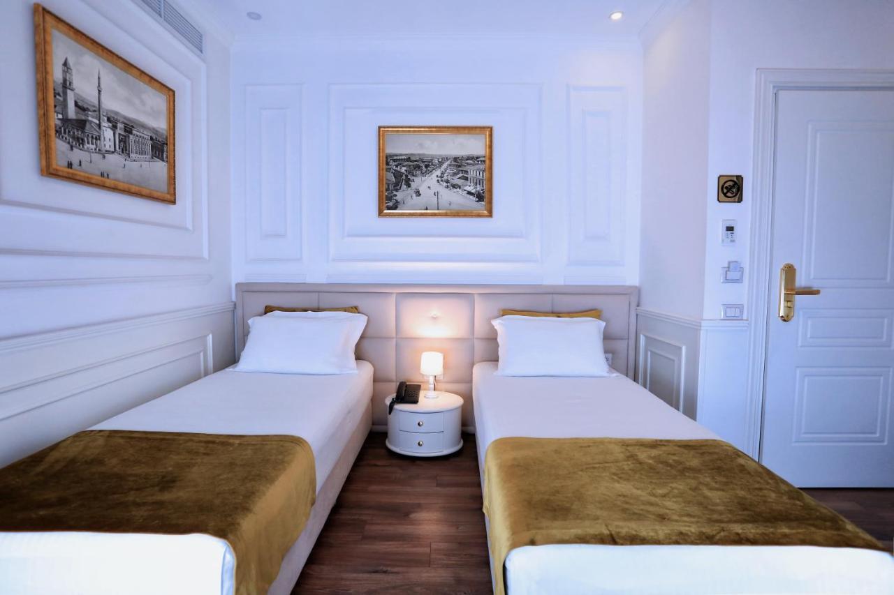 Eler Hotel Tirana Buitenkant foto