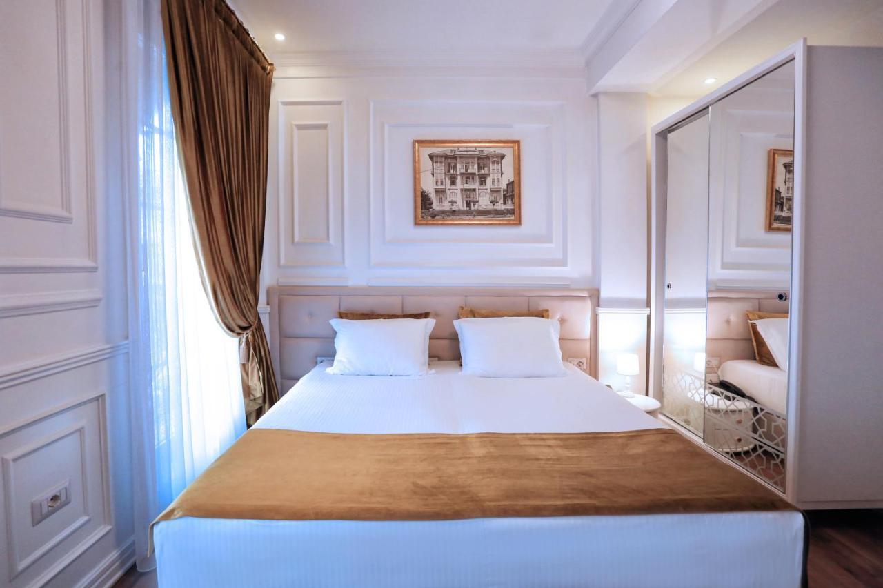 Eler Hotel Tirana Buitenkant foto