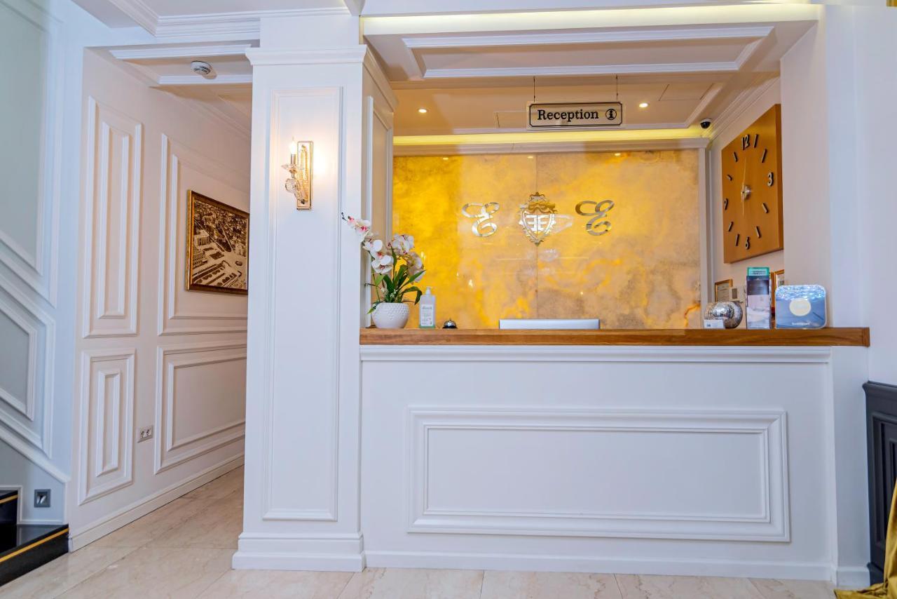 Eler Hotel Tirana Buitenkant foto