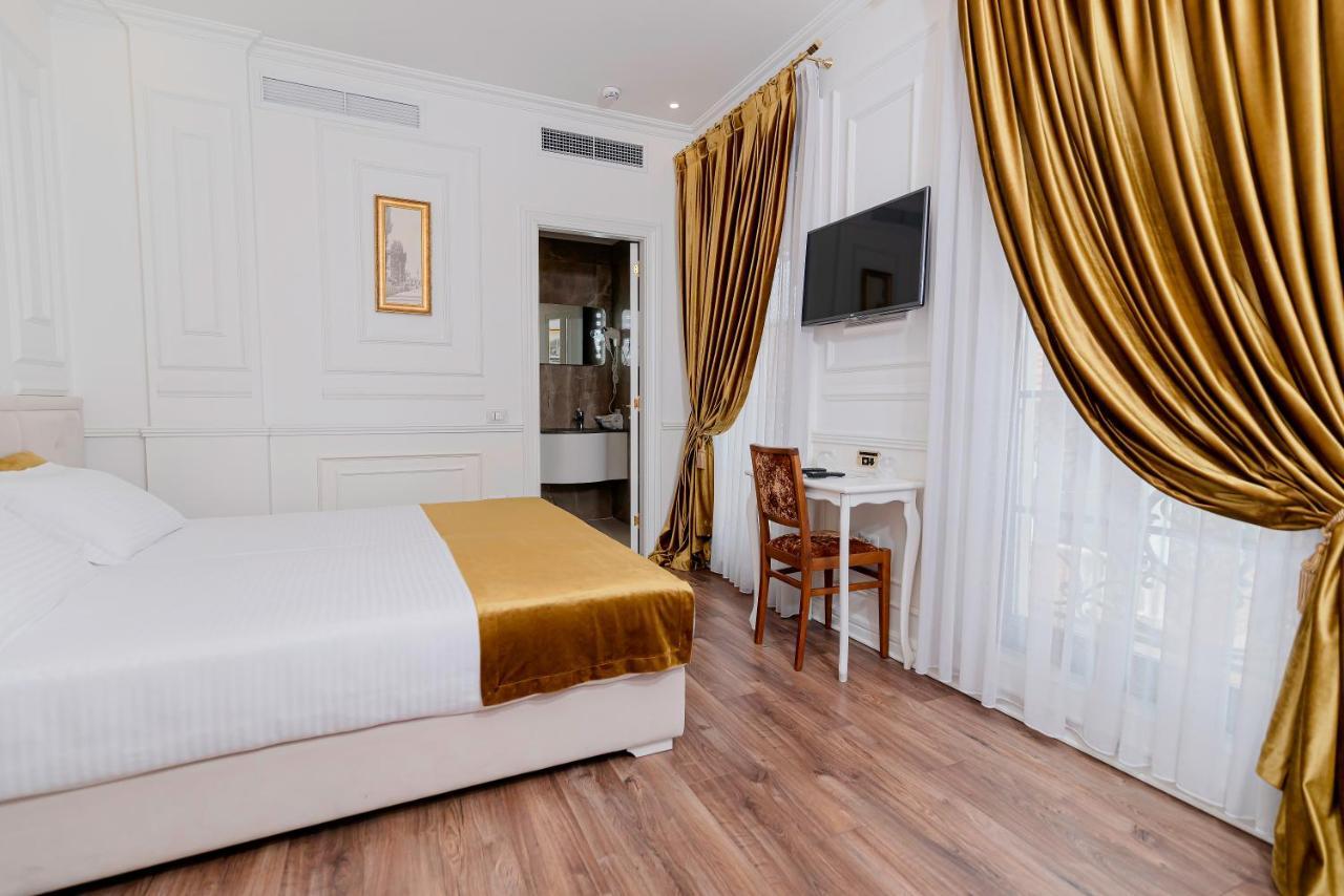 Eler Hotel Tirana Buitenkant foto