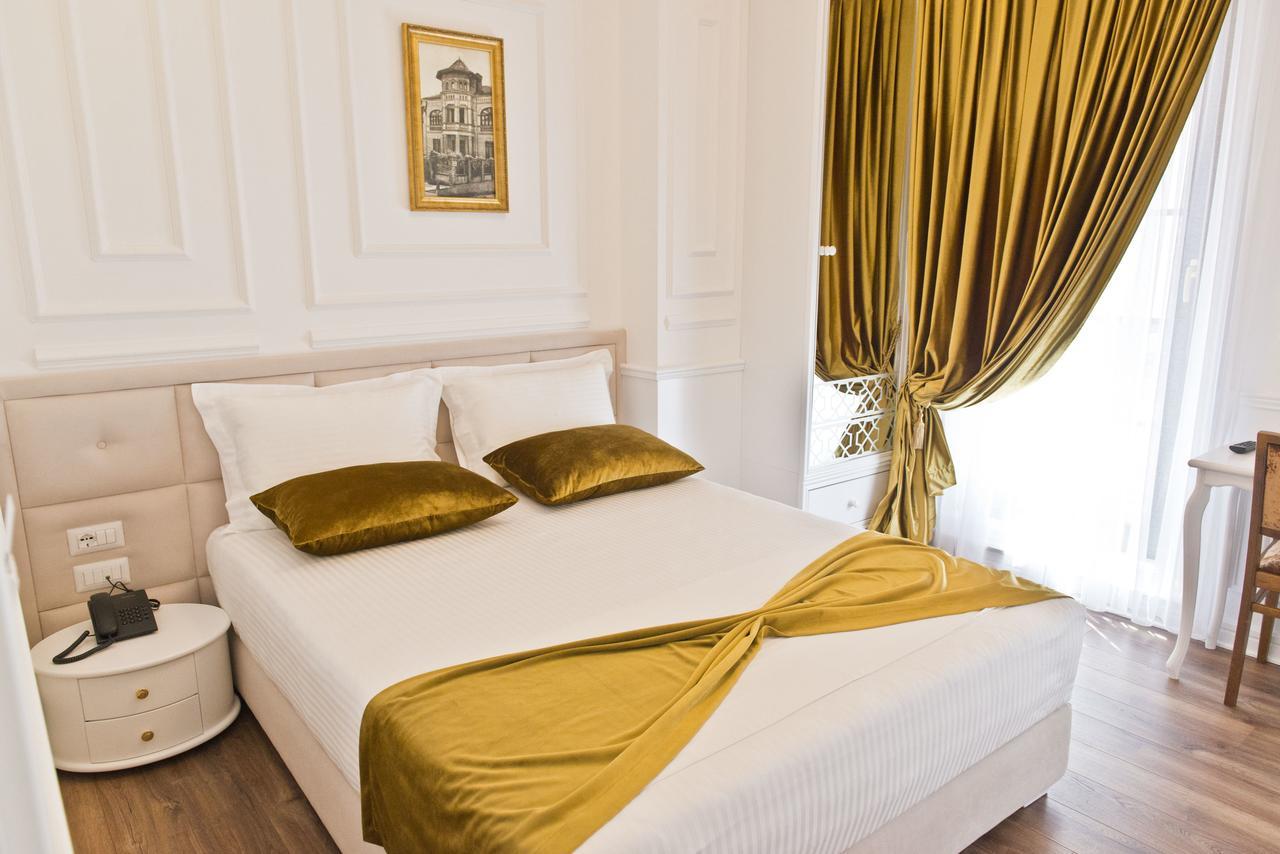 Eler Hotel Tirana Buitenkant foto