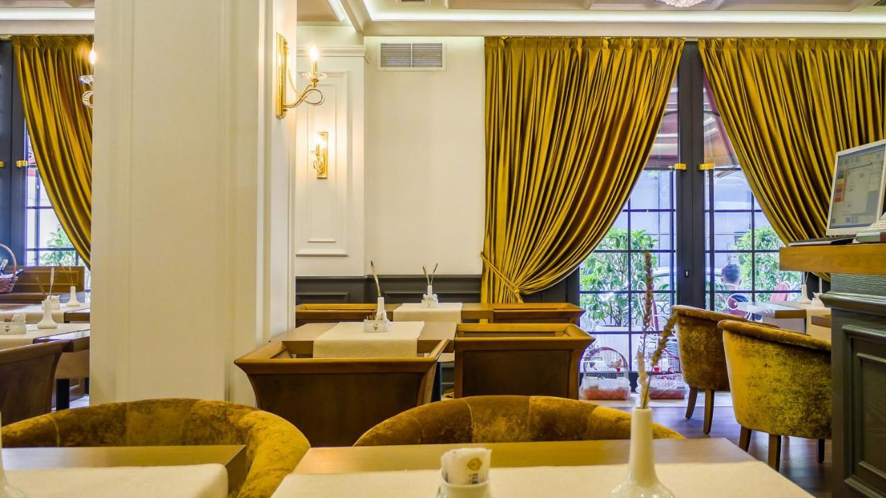 Eler Hotel Tirana Buitenkant foto